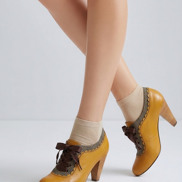 Poetic License Yellow Leather & Houndstooth Lace-Up Loafers - Picture 2 of 10